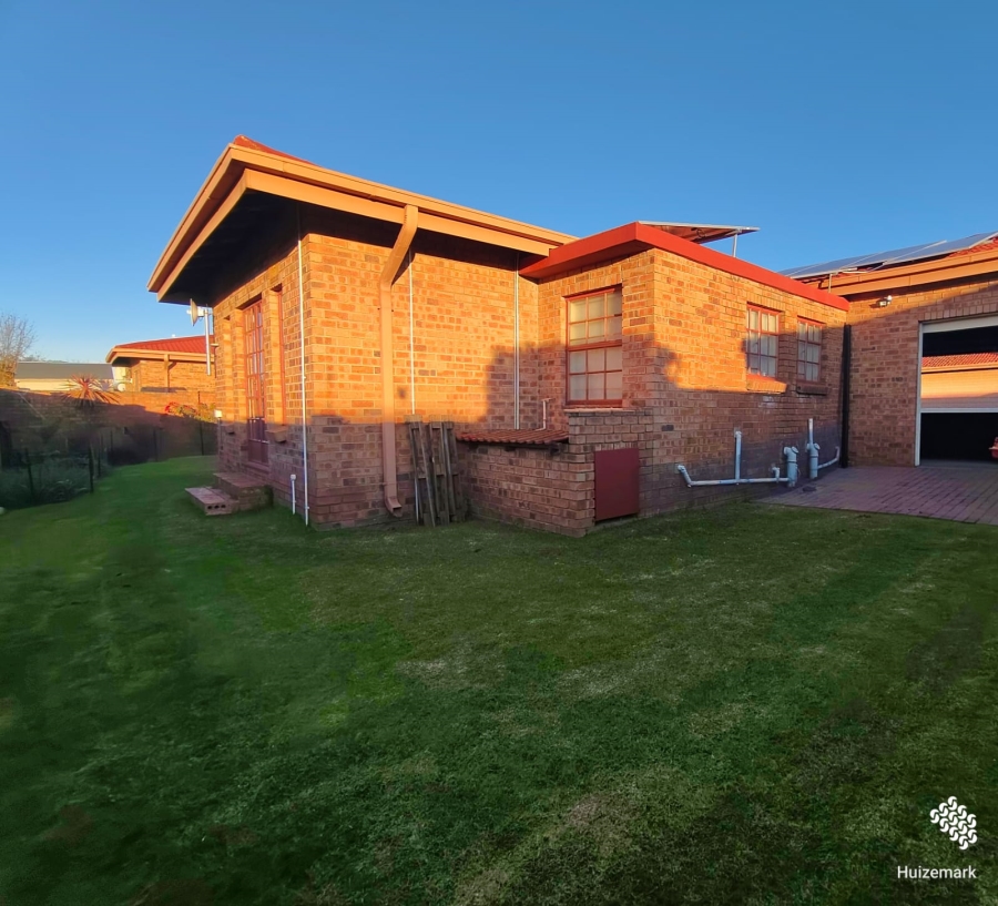 3 Bedroom Property for Sale in Vaalpark Free State